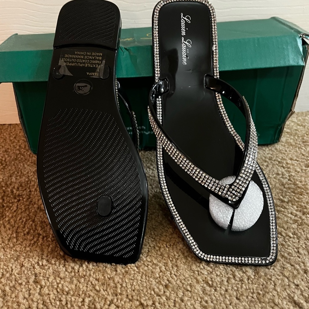 Lauren Lorraine/Tampa NWT Black and Silver Embellished sandals size 7 - Picture 5 of 5